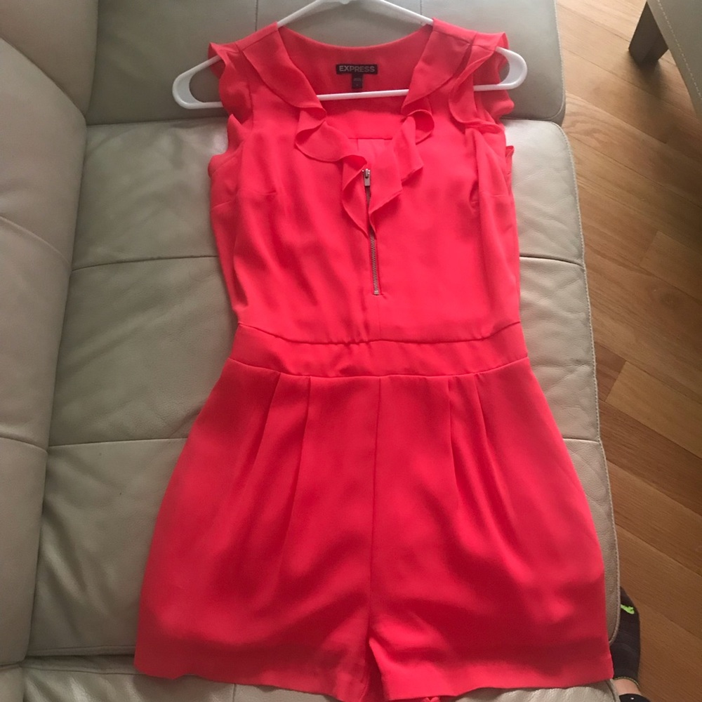 Express size 0 romper like new